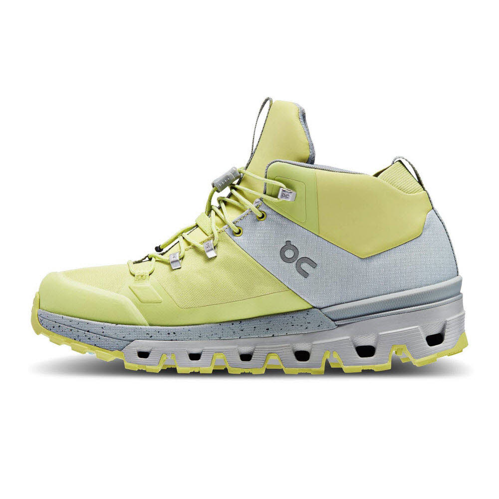 ON Running CLOUDTRAX WATERPROOF 3WD10881099. W