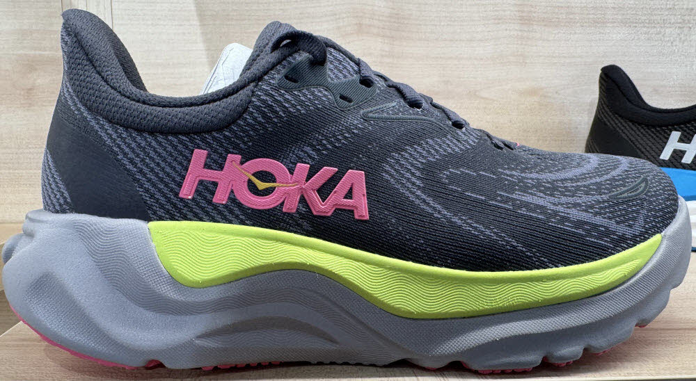Hoka W ARAHI 8 1168691-CYG
