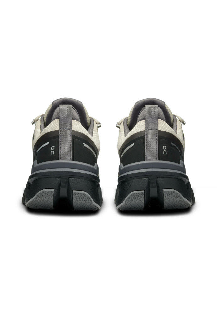 ON Running CLOUDWANDER WATERPROOF 73.97667
